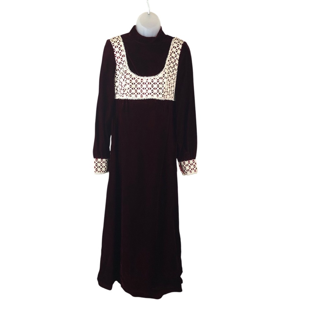 DRESS - Women's 1960's Vintage Union Made Red Velvet And Lace Maxi Dress. Sz 10